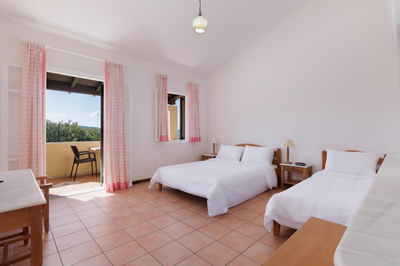 Century Resort Acharavi  Dış mekan fotoğraf