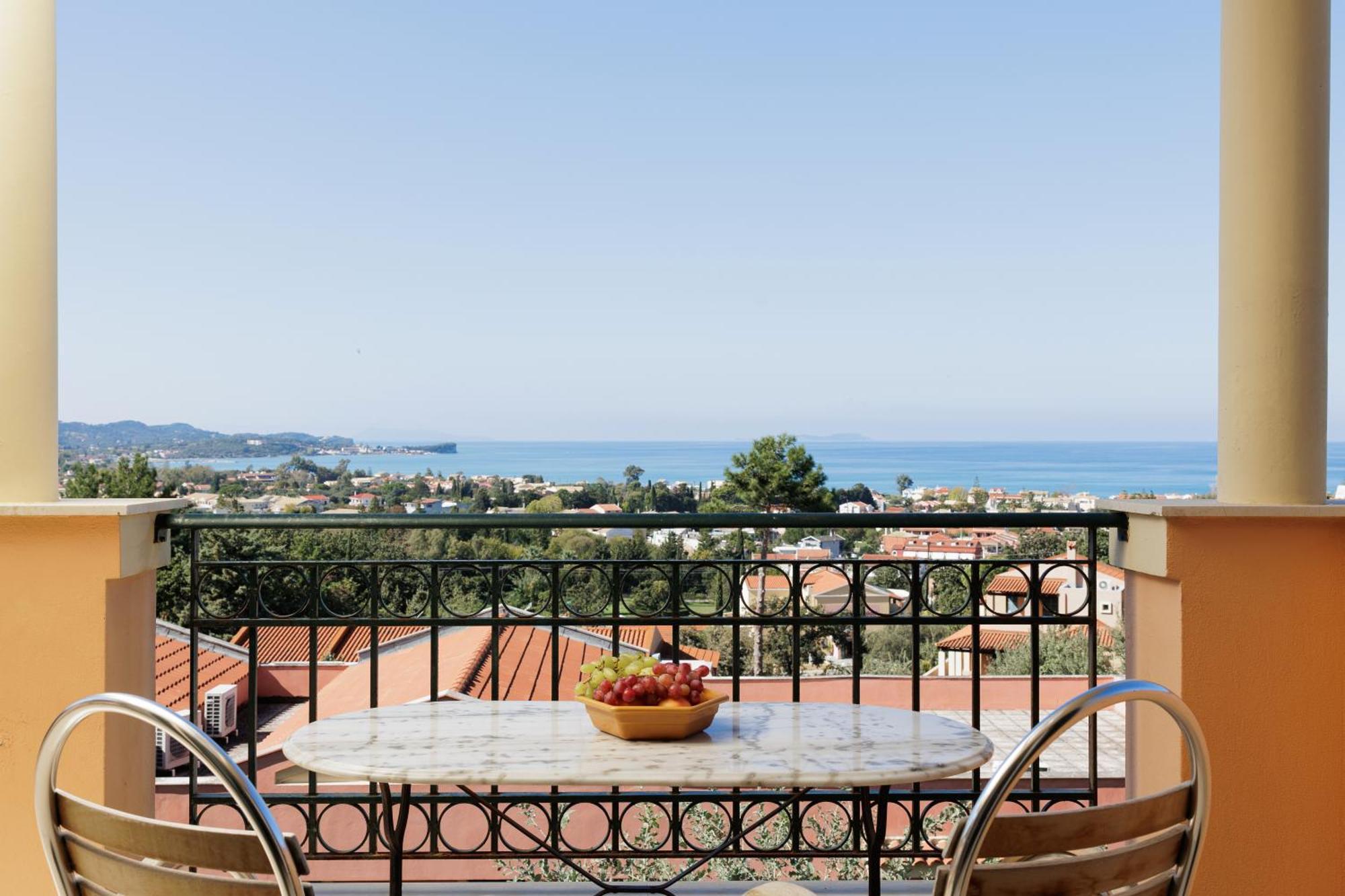 Century Resort Acharavi  Dış mekan fotoğraf